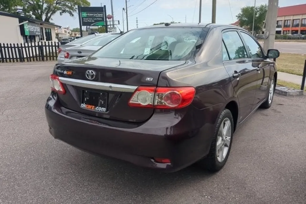 2013 Toyota Corolla Base photo 1