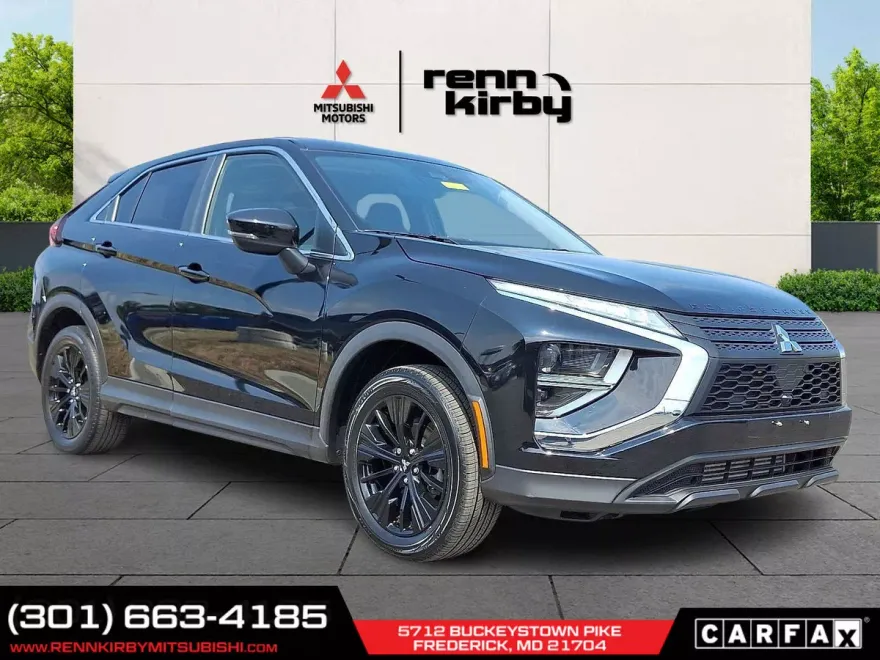 2022 Mitsubishi Eclipse Cross LE photo 1