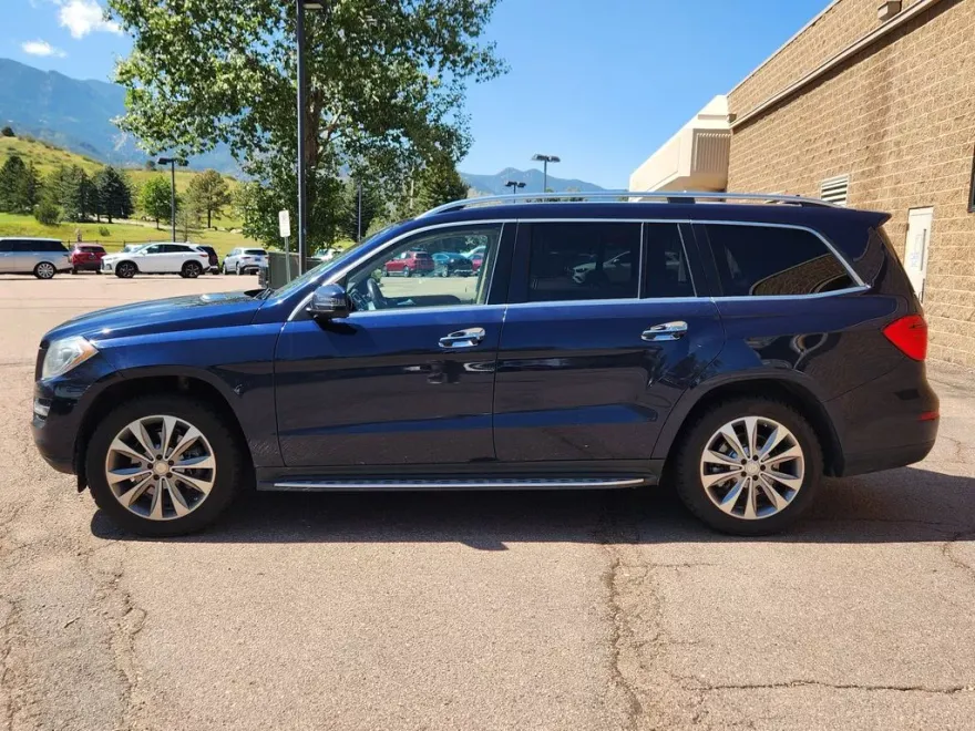2015 Mercedes Benz GL 350 BlueTEC photo 1