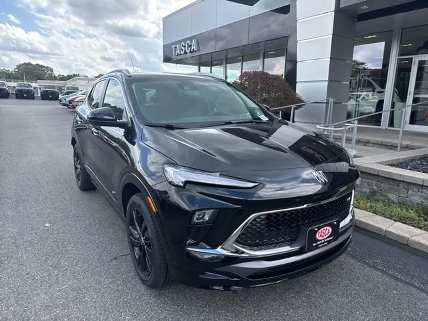 2026 Buick Encore GX Sport Touring photo 1