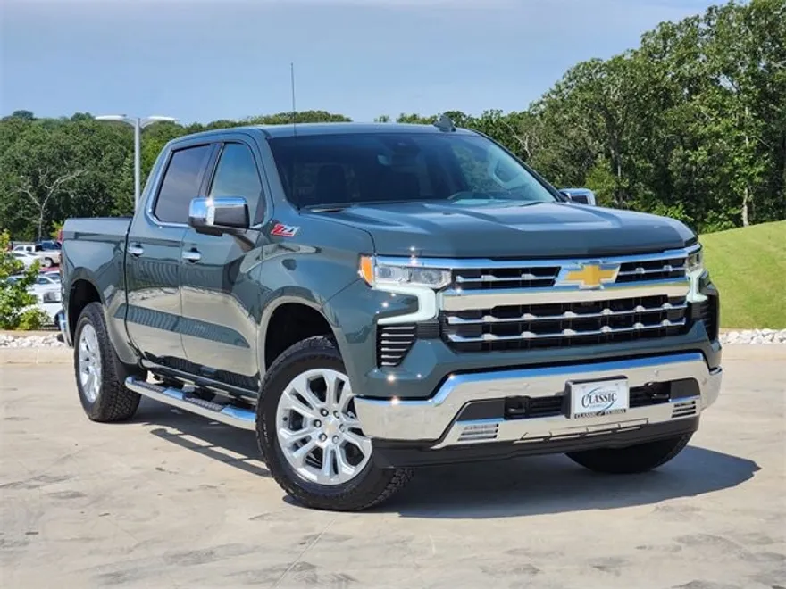 2026 Chevrolet Silverado 1500 LTZ photo 1