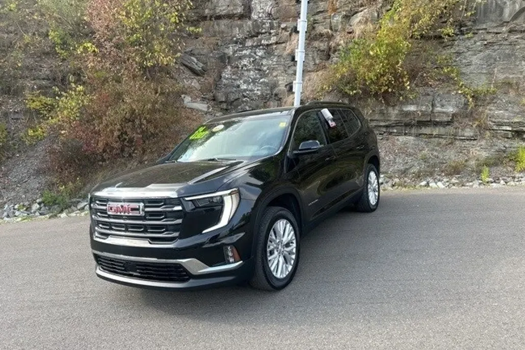 2024 Gmc Acadia Elevation photo 1