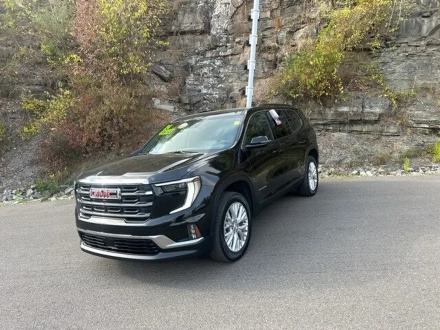 2024 Gmc Acadia Elevation photo 1