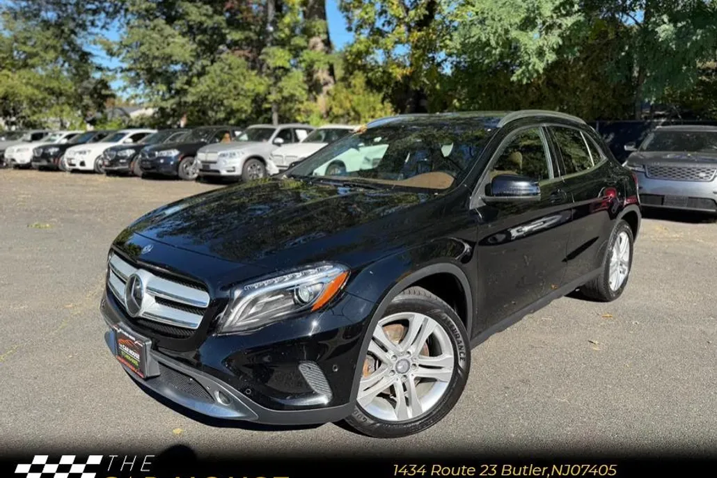 2015 Mercedes Benz GLA 4MATIC 250 photo 1