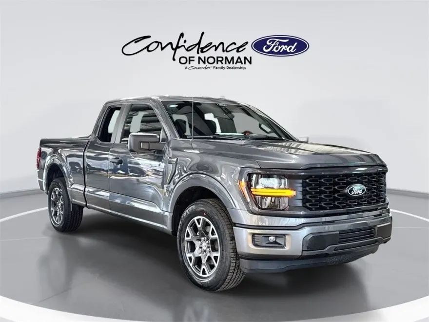 2025 Ford F-150 STX photo 1