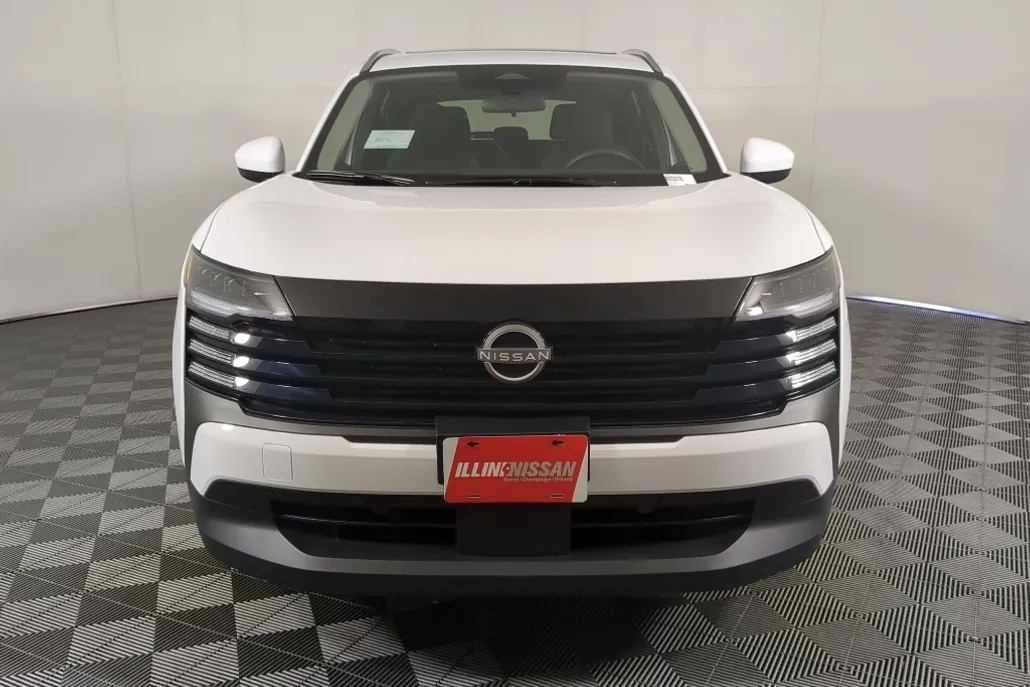 2025 Nissan Kicks SV photo 1