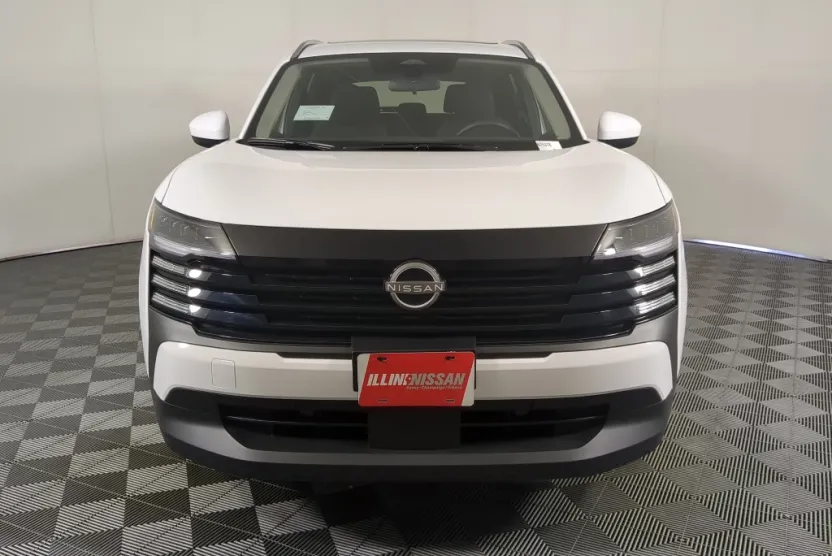 2025 Nissan Kicks SV photo 1