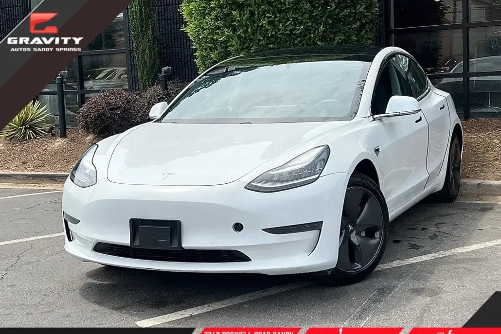 2019 Tesla Model 3 Mid Range photo 1