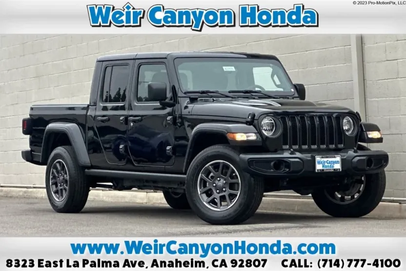 2022 Jeep Gladiator Overland photo 1