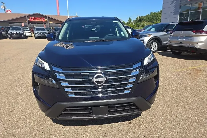 2026 Nissan Rogue SV photo 1
