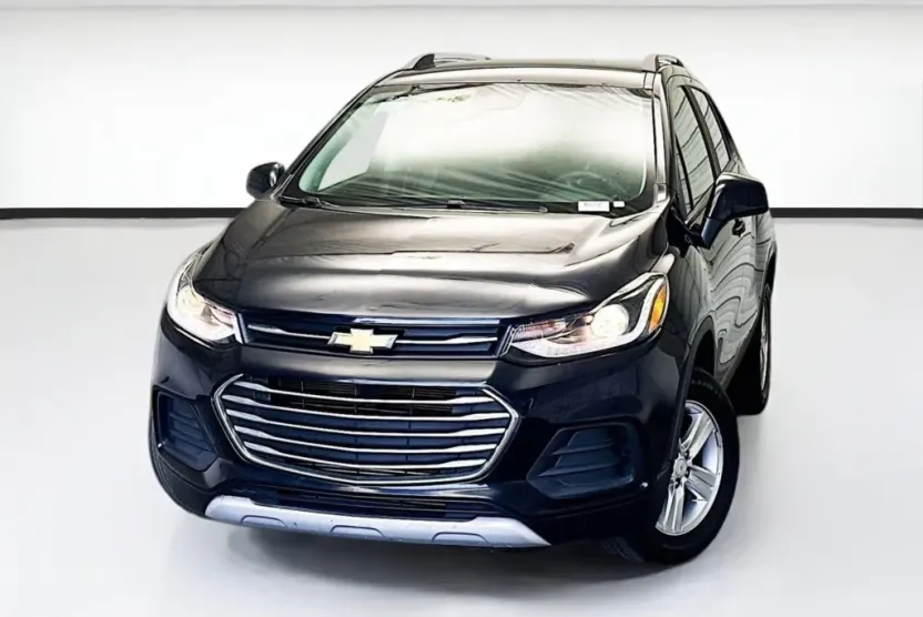 2021 Chevrolet Trax LT photo 1