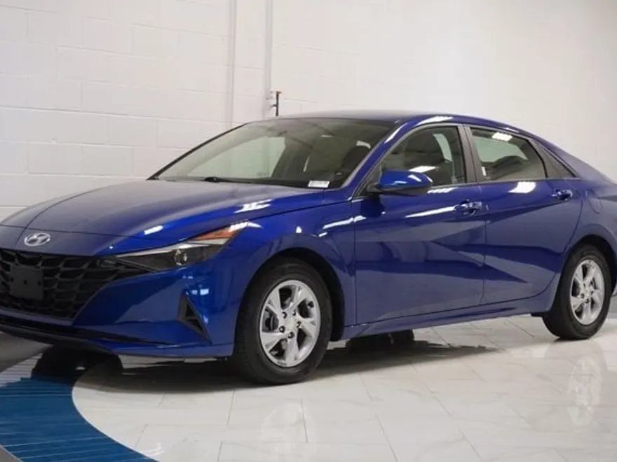 2021 Hyundai Elantra SE photo 1