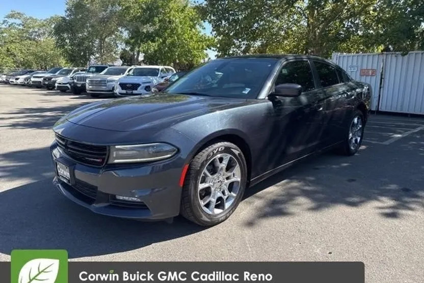 2016 Dodge Charger SXT photo 1
