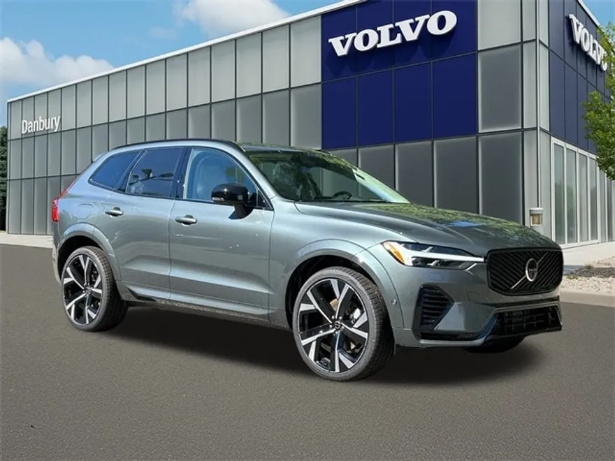 2026 Volvo XC60 Hybrid T8 photo 1