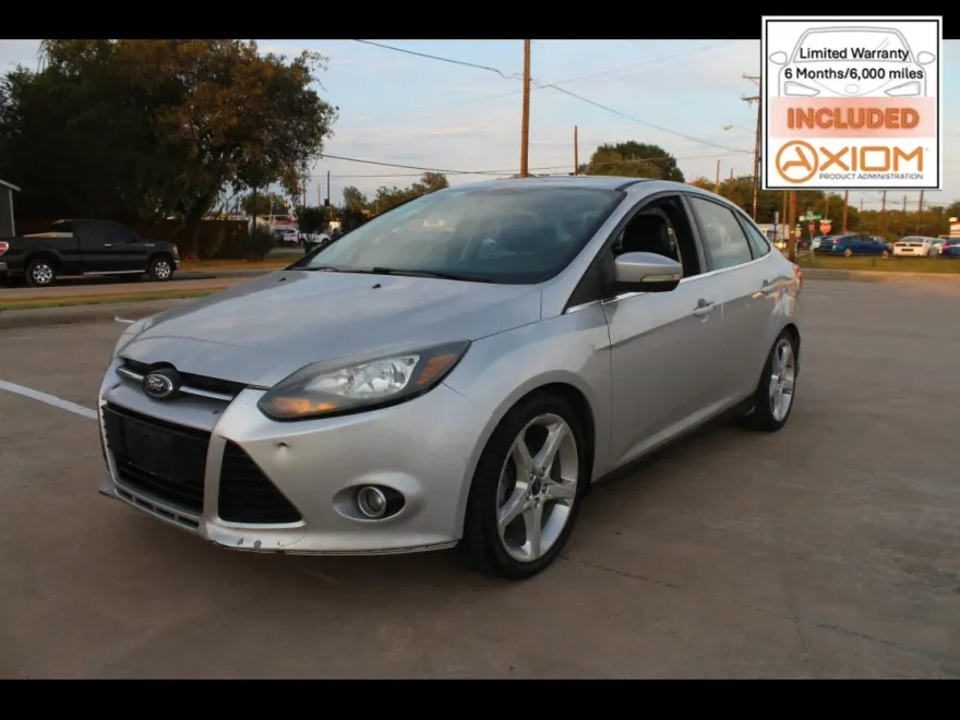 2014 Ford Focus Titanium Sedan photo 1