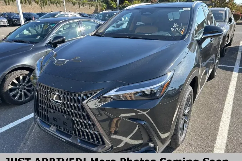 2026 Lexus NX 350h Premium photo 1