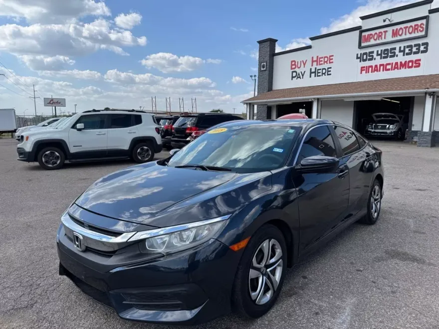 2018 Honda Civic LX photo 1