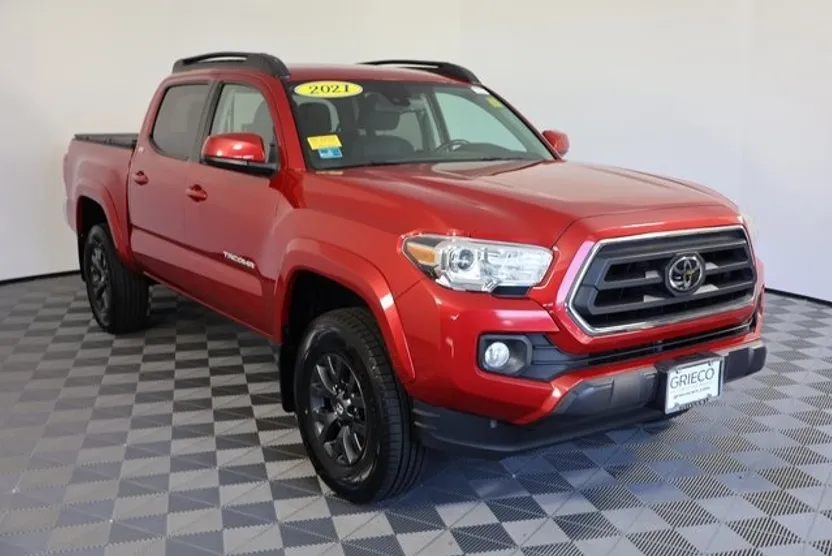 2021 Toyota Tacoma SR5 photo 1