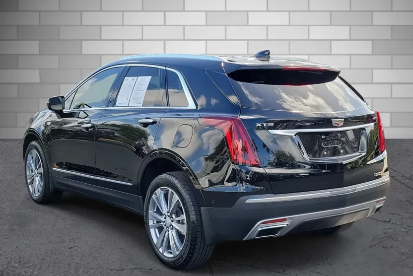 2024 Cadillac XT5 Premium Luxury photo 1