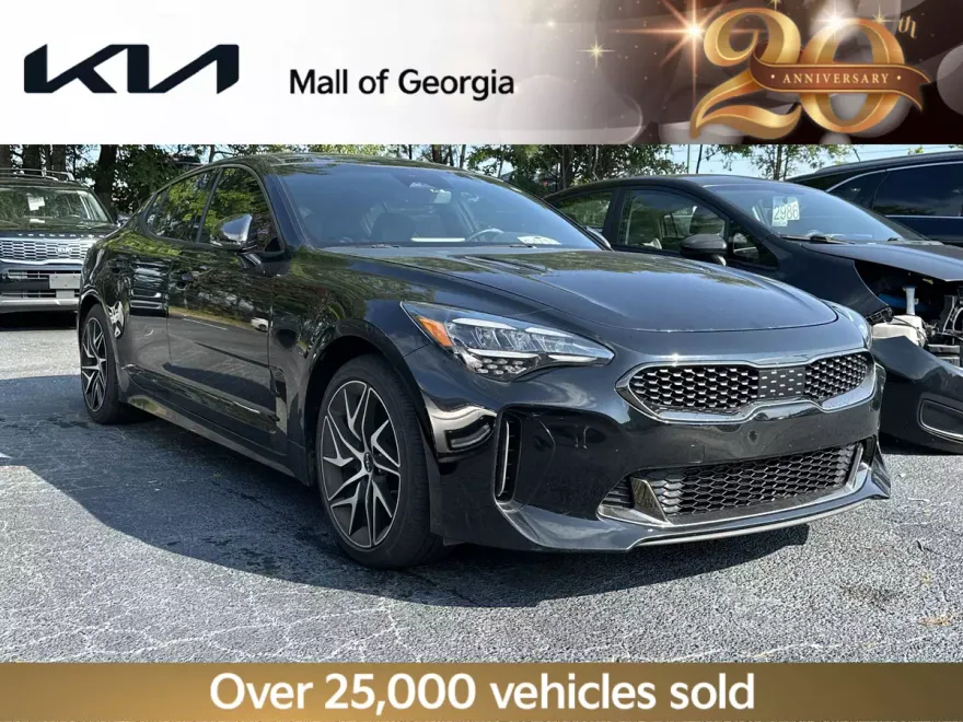 2023 Kia Stinger GT-Line photo 1
