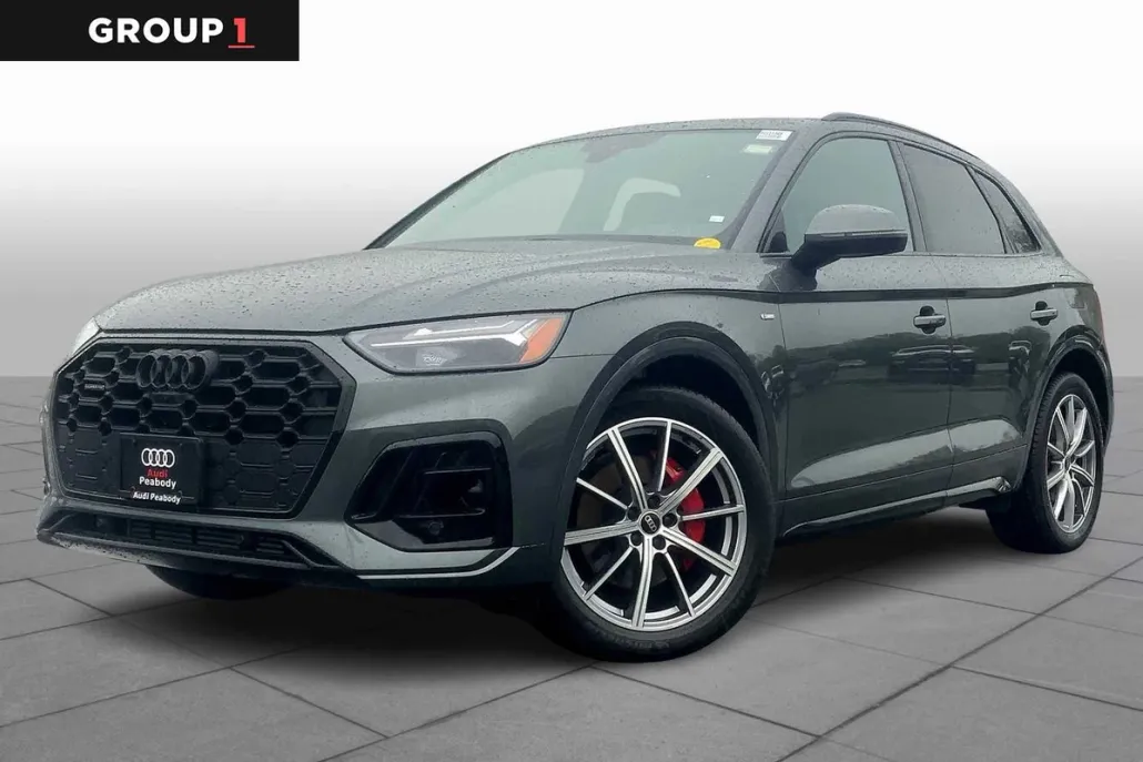 2024 Audi Q5 S line Premium Plus photo 1