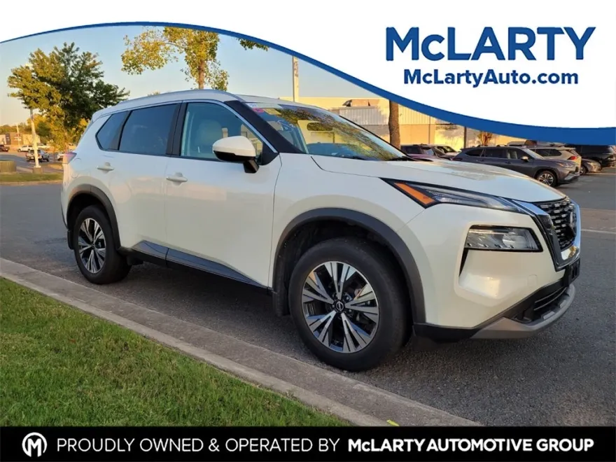 2023 Nissan Rogue SV photo 1