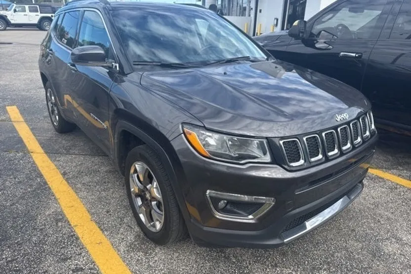2020 Jeep Compass Limited photo 1