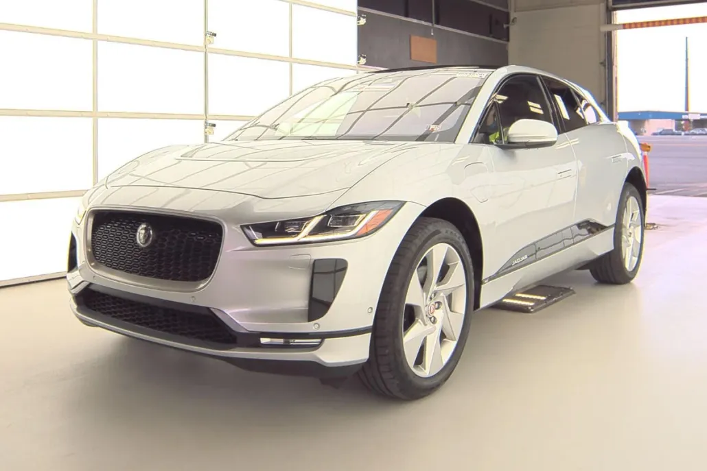 2019 Jaguar I-PACE SE photo 1