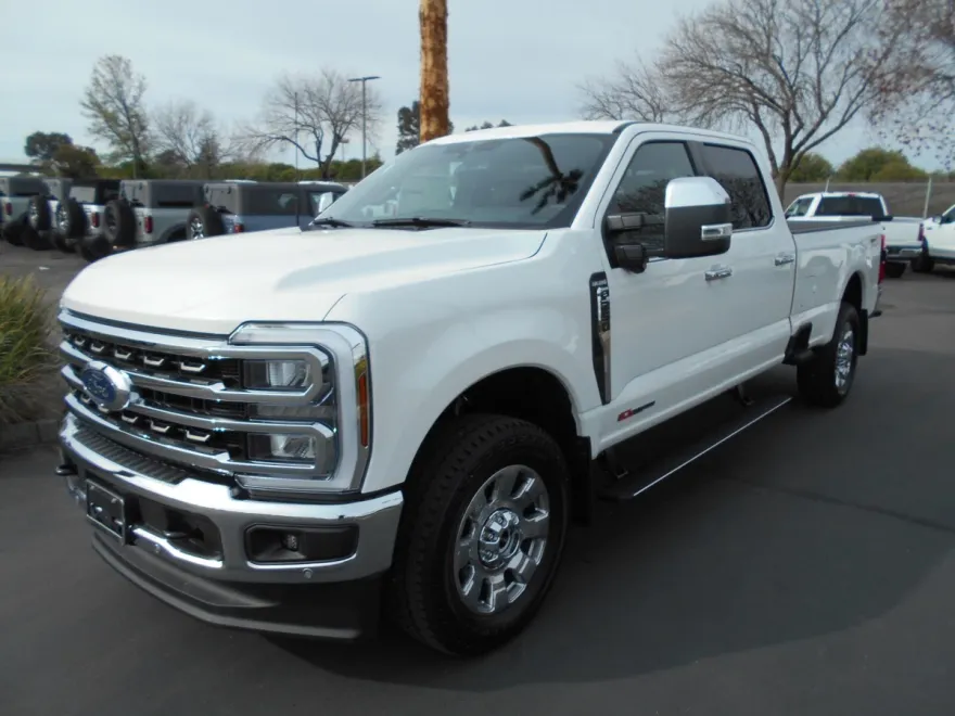 2025 Ford F-250 King Ranch photo 1