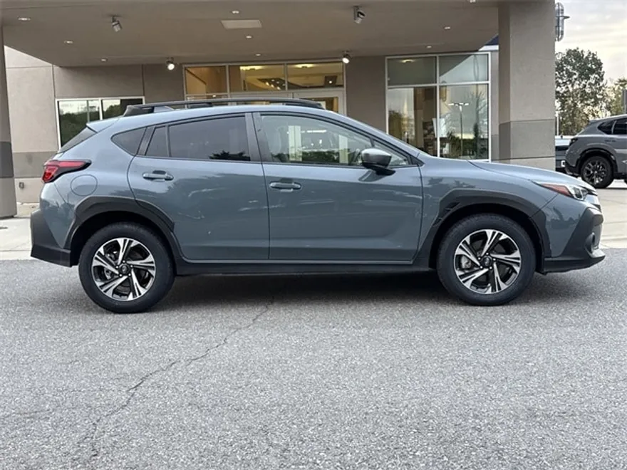 2024 Subaru Crosstrek Premium photo 1