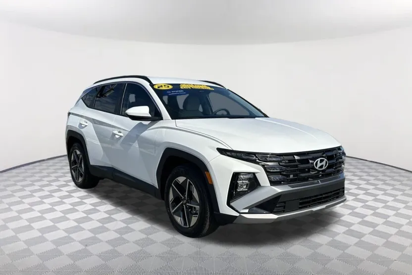 2025 Hyundai Tucson SEL photo 1