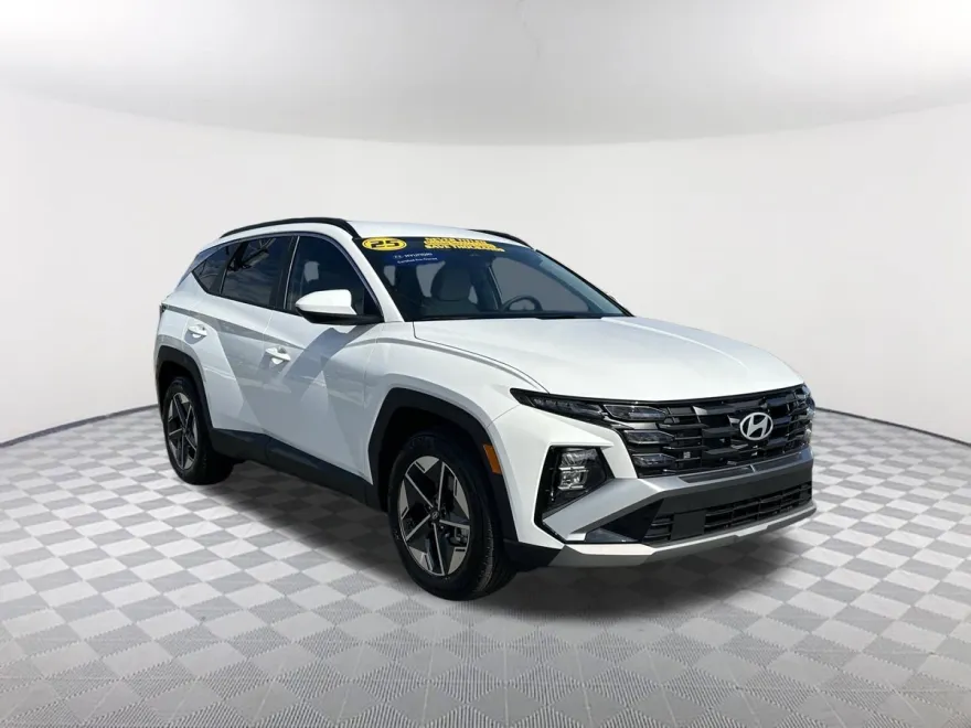 2025 Hyundai Tucson SEL photo 1