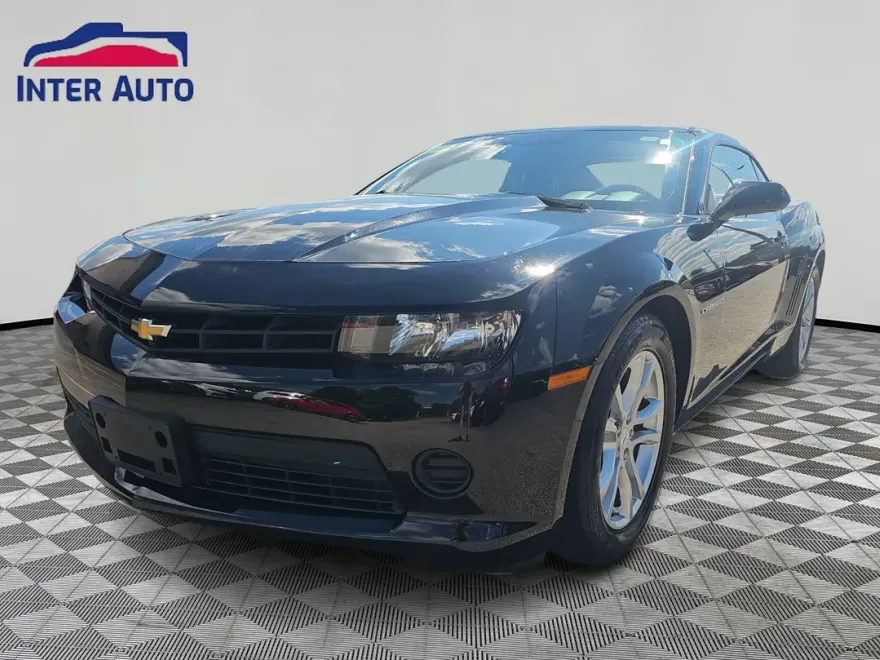 2014 Chevrolet Camaro LS Coupe photo 1