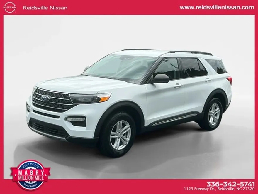 2023 Ford Explorer XLT photo 1