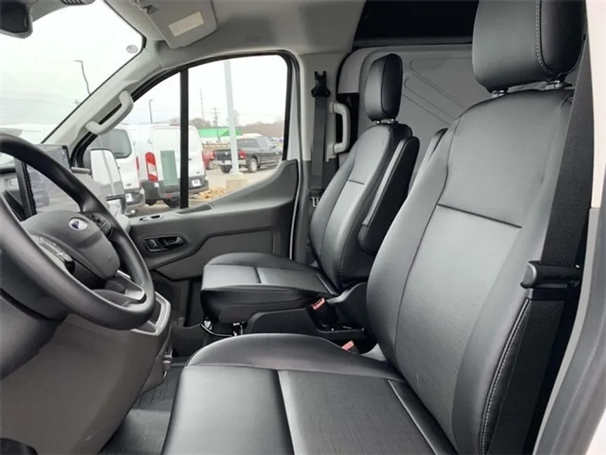 2024 Ford Transit photo 12