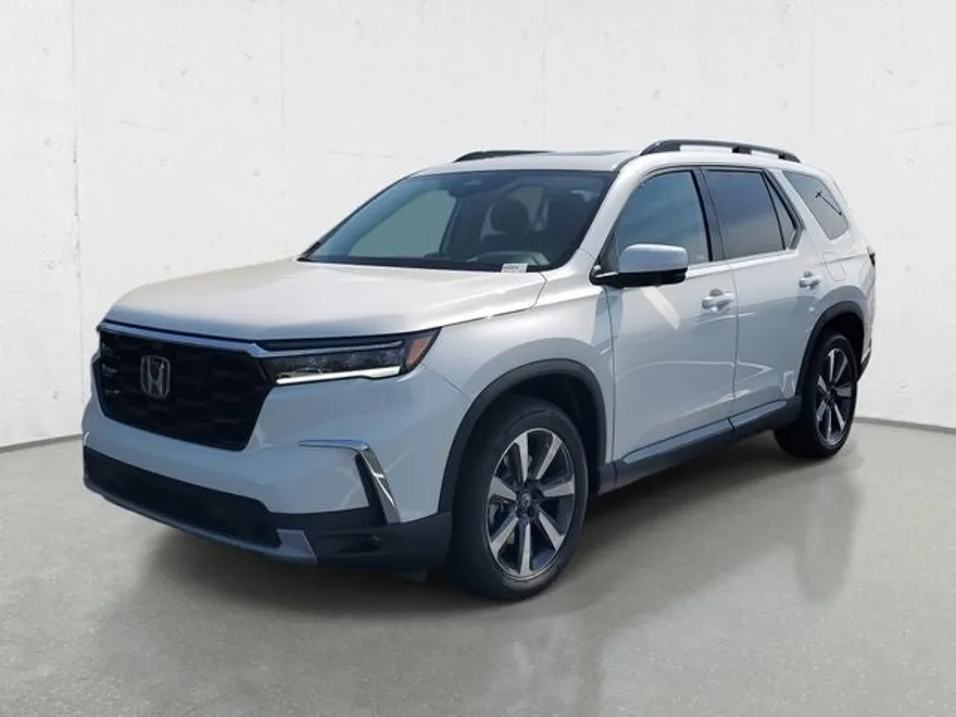 2025 Honda Pilot Elite photo 1