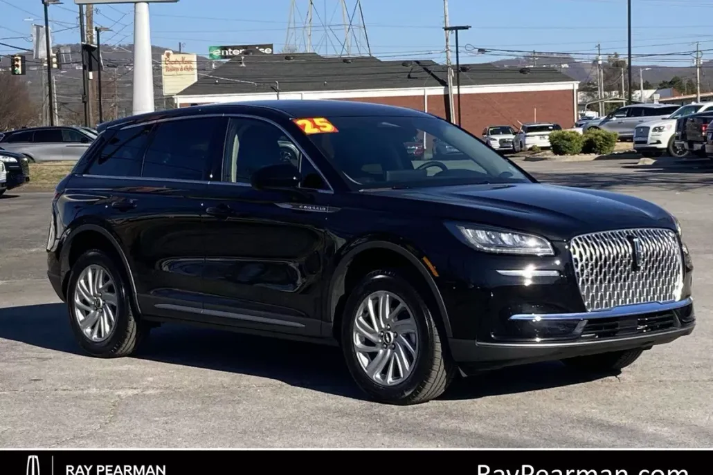 2025 Lincoln Corsair Premiere photo 1