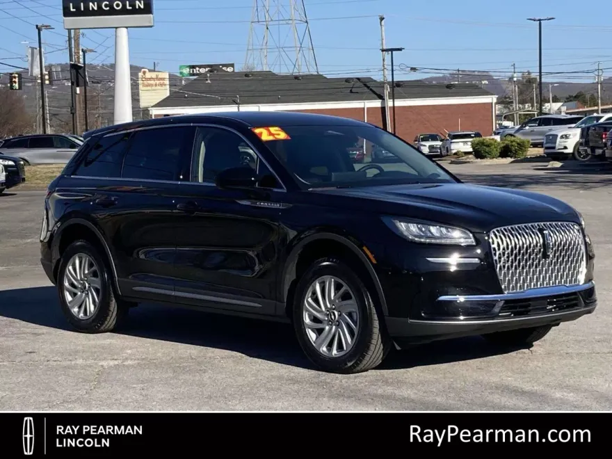 2025 Lincoln Corsair Premiere photo 1
