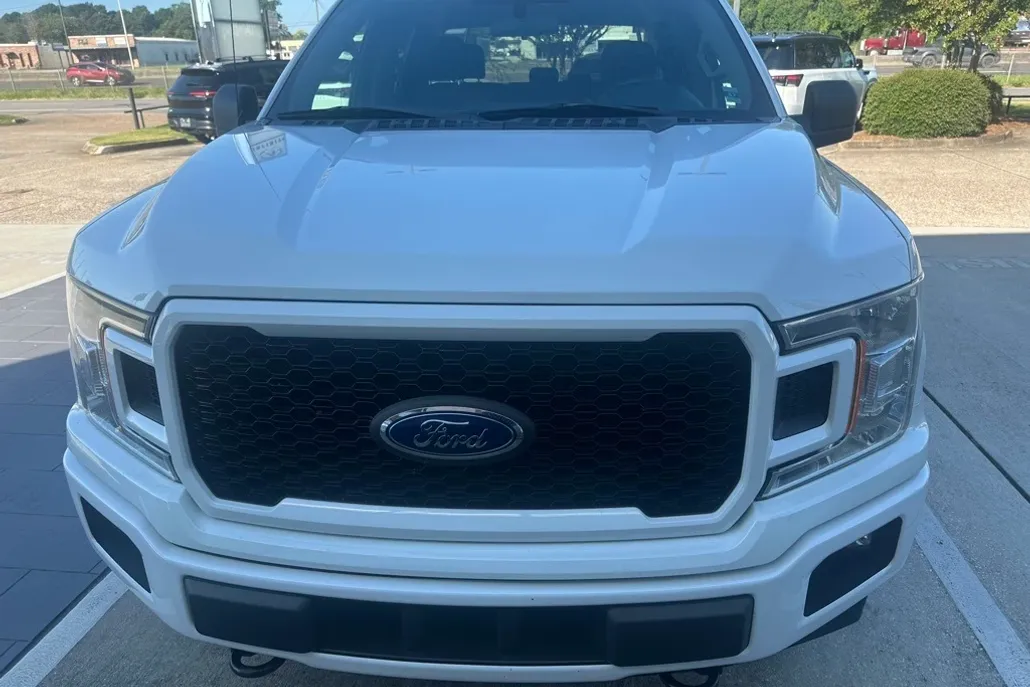 2019 Ford F-150 XL photo 1