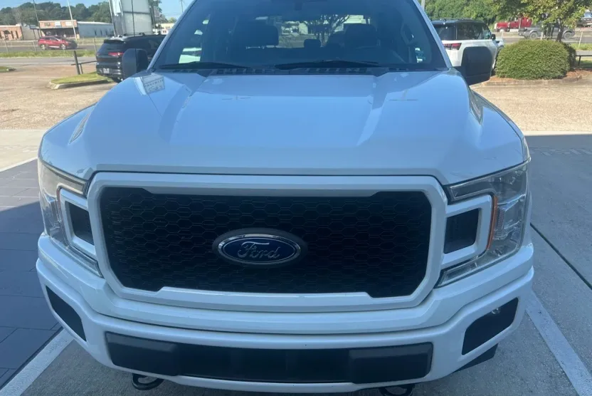 2019 Ford F-150 XL photo 1