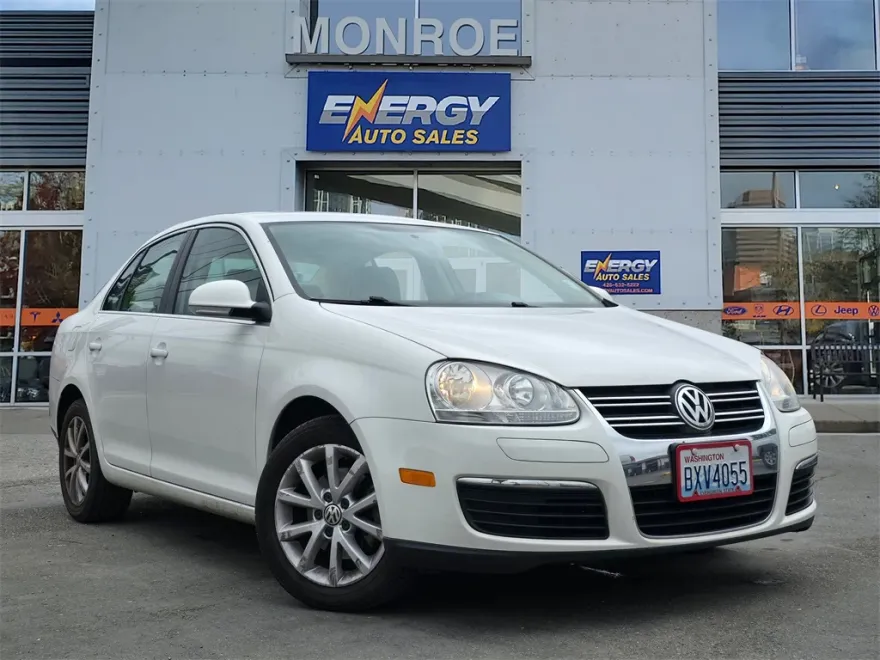 2010 Volkswagen Jetta SEL photo 1