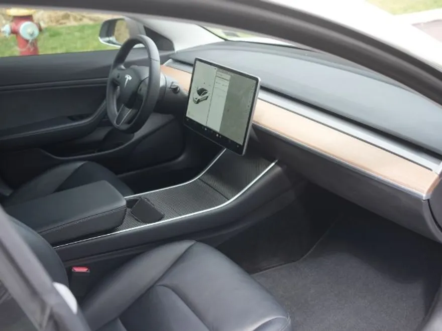 2020 Tesla Model 3 Performance photo 21