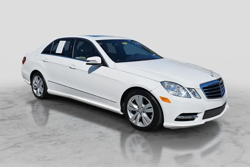 2013 Mercedes Benz E 350 photo 1