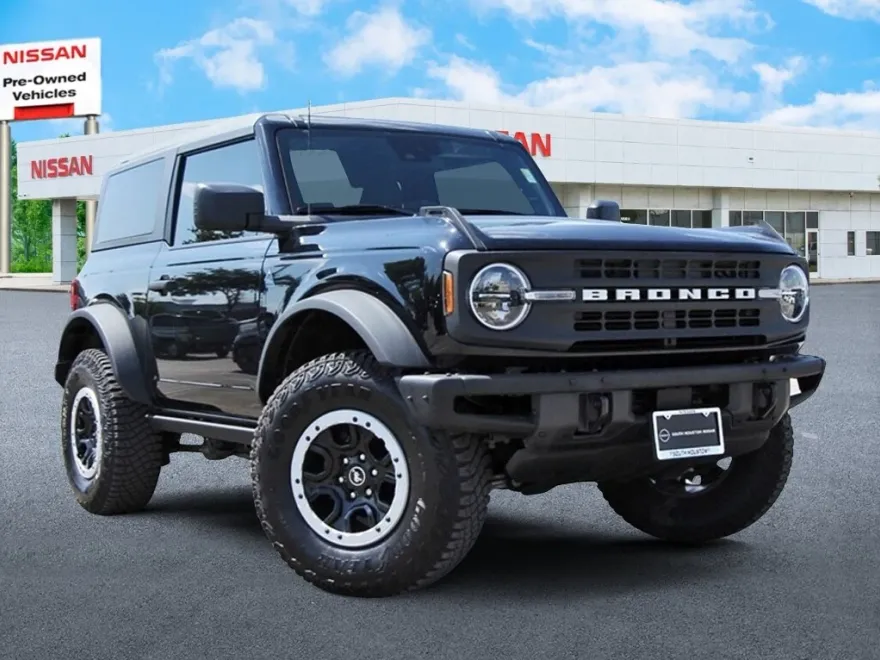 2024 Ford Bronco Black Diamond photo 1