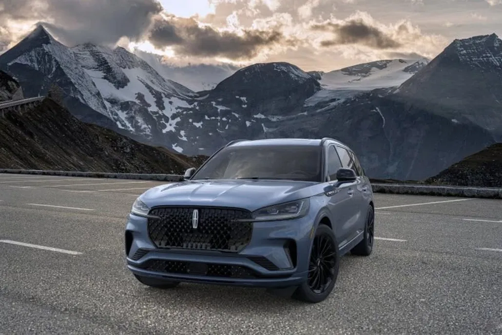 2025 Lincoln Aviator Reserve photo 1