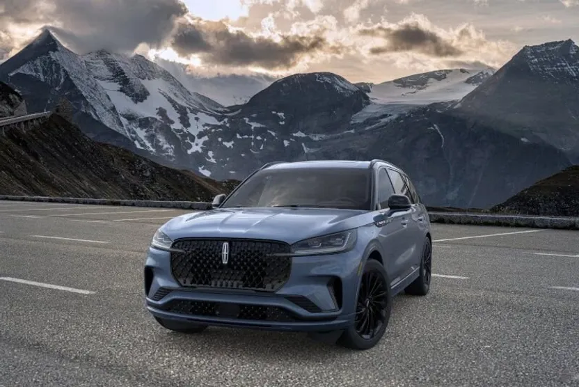 2025 Lincoln Aviator Reserve photo 1