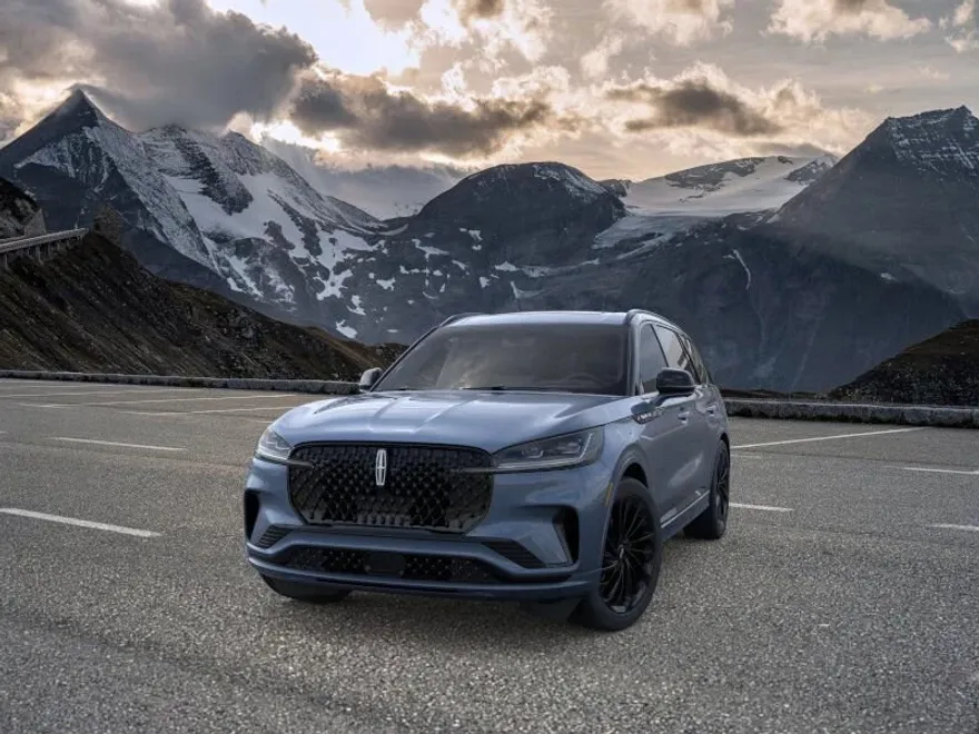 2025 Lincoln Aviator Reserve photo 1