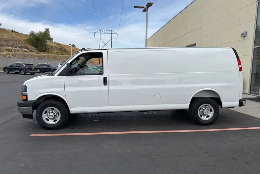 2025 Chevrolet Express Cargo 2500 Work Van photo 1
