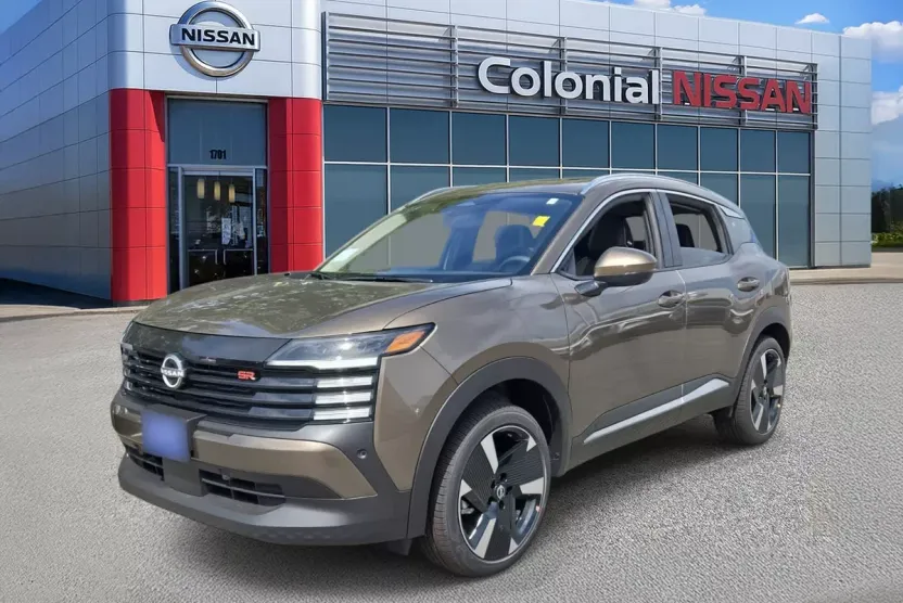 2025 Nissan Kicks SR photo 1