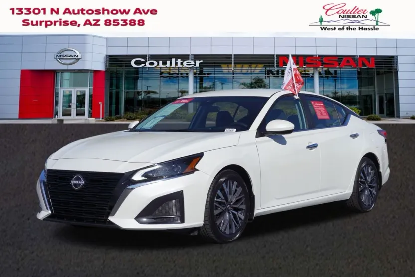 2023 Nissan Altima 2.5 SV photo 1